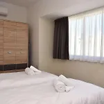 Bright And 2 Bedroom With Harbour View Apartament