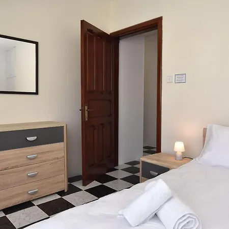 Apartamento 2 Bedroom, Bright & Floor - 5 *