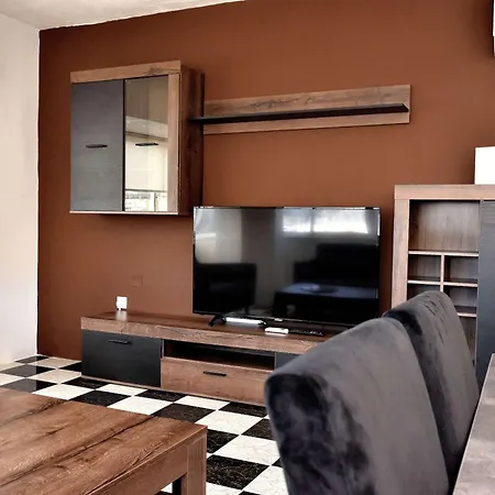 Bright And 2 Bedroom With Harbour View Apartament