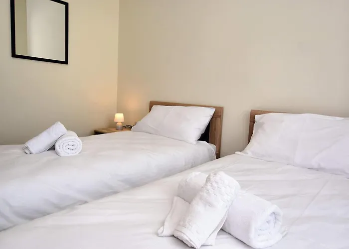 Bright And 2 Bedroom With Harbour View Apartament *