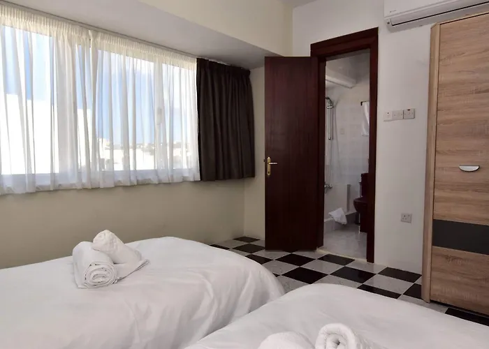 Bright And 2 Bedroom With Harbour View Apartament